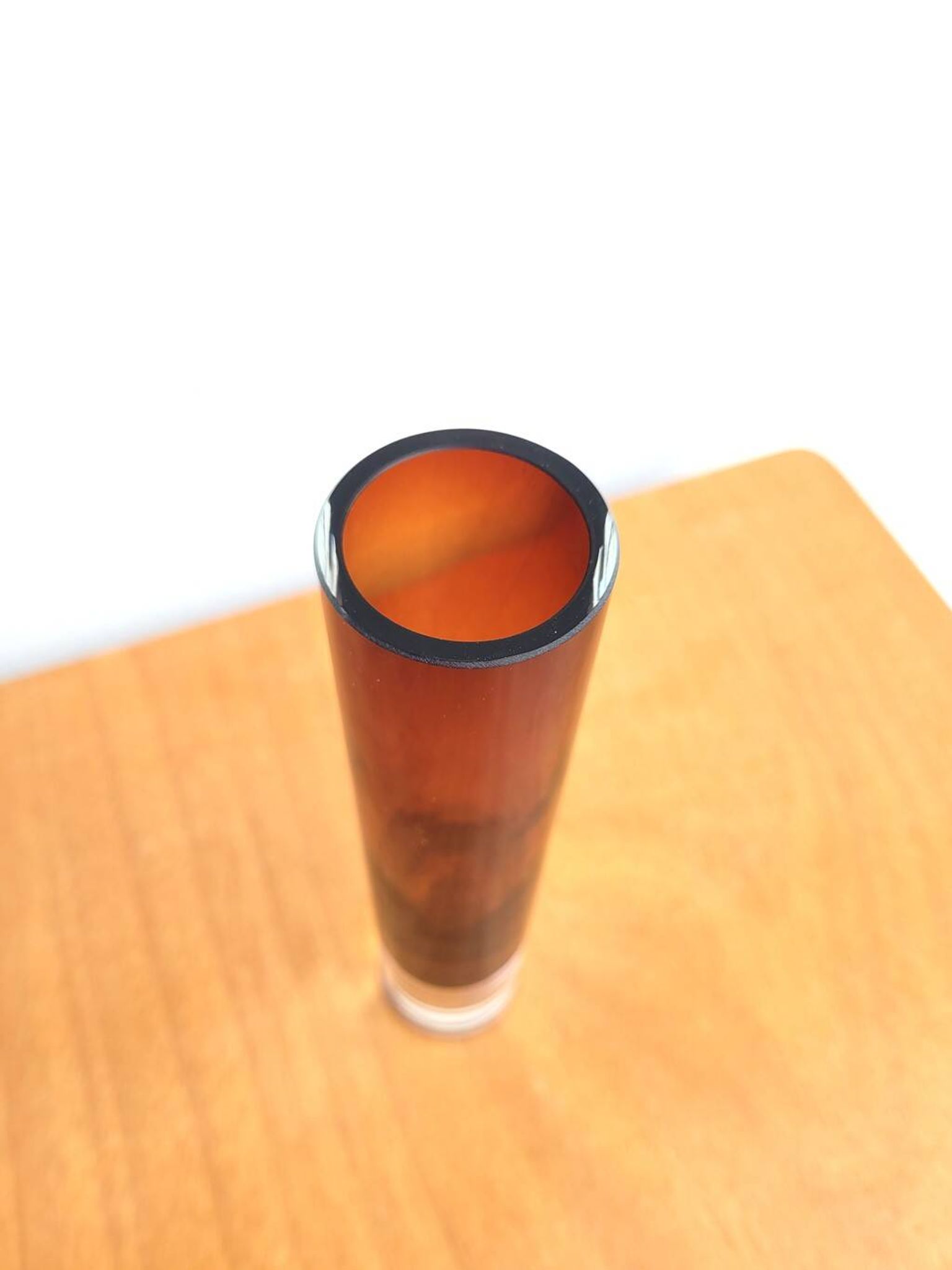 Vase soliflore couleur bronze, style 1970