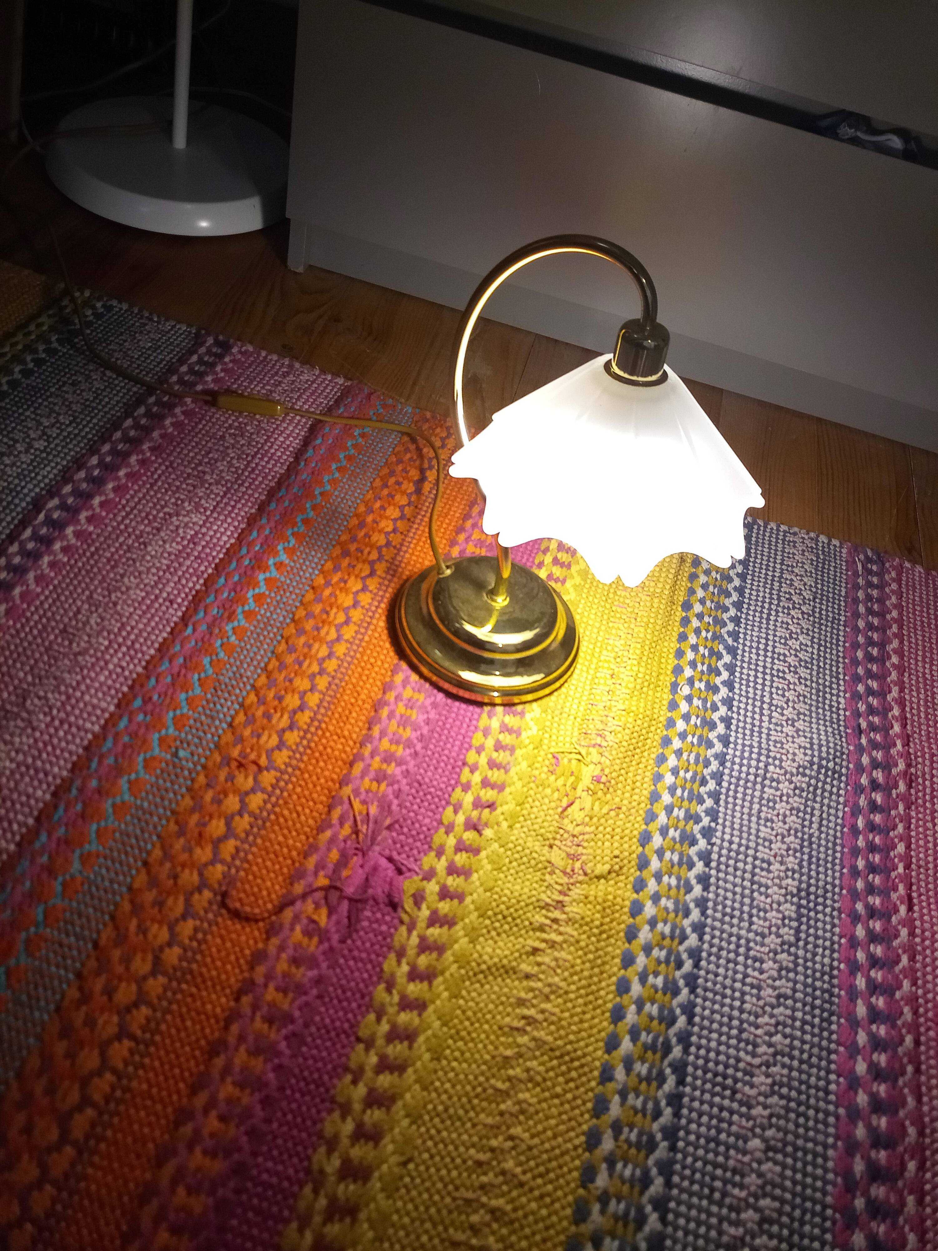 Pretty vintage lamp