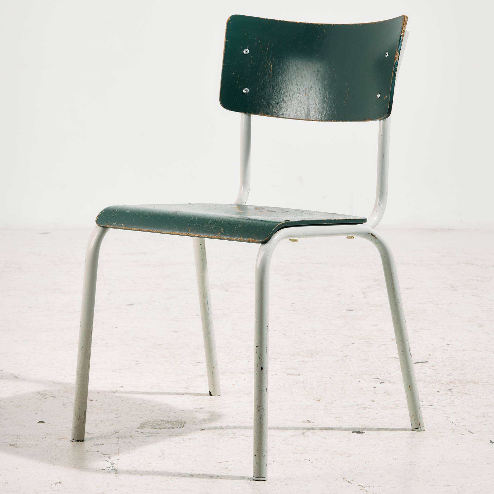 Metal frame chair
