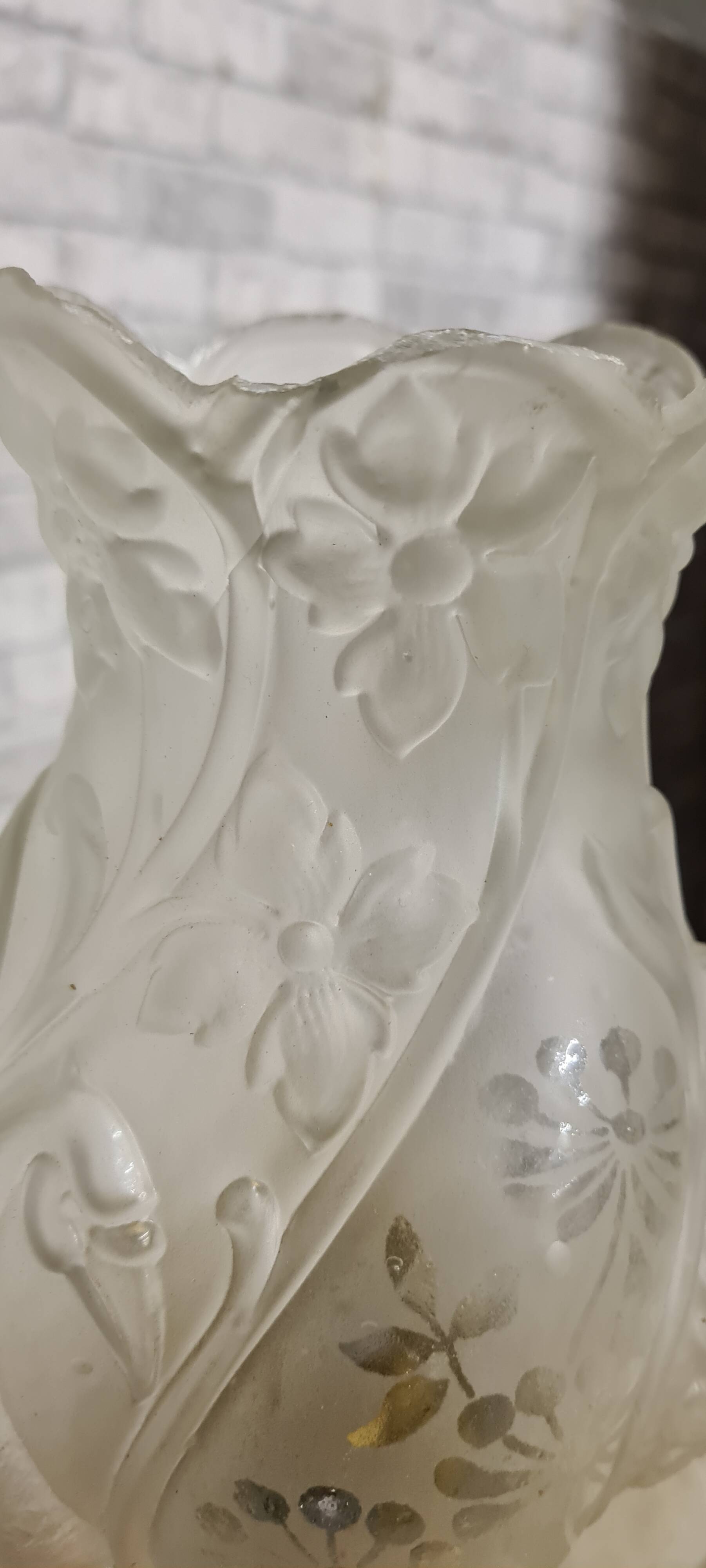 Cut crystal and bronze lamp