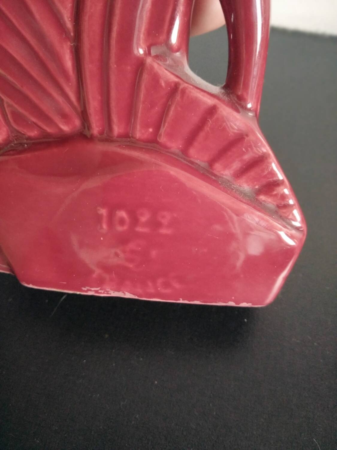 Saint-Clement doe statuette