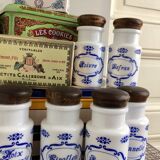 Series of 6 vintage spice jars in white opaline