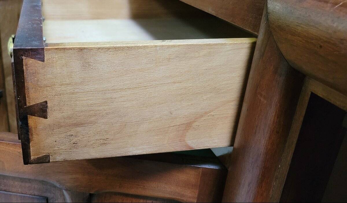 Art Deco sideboard in walnut