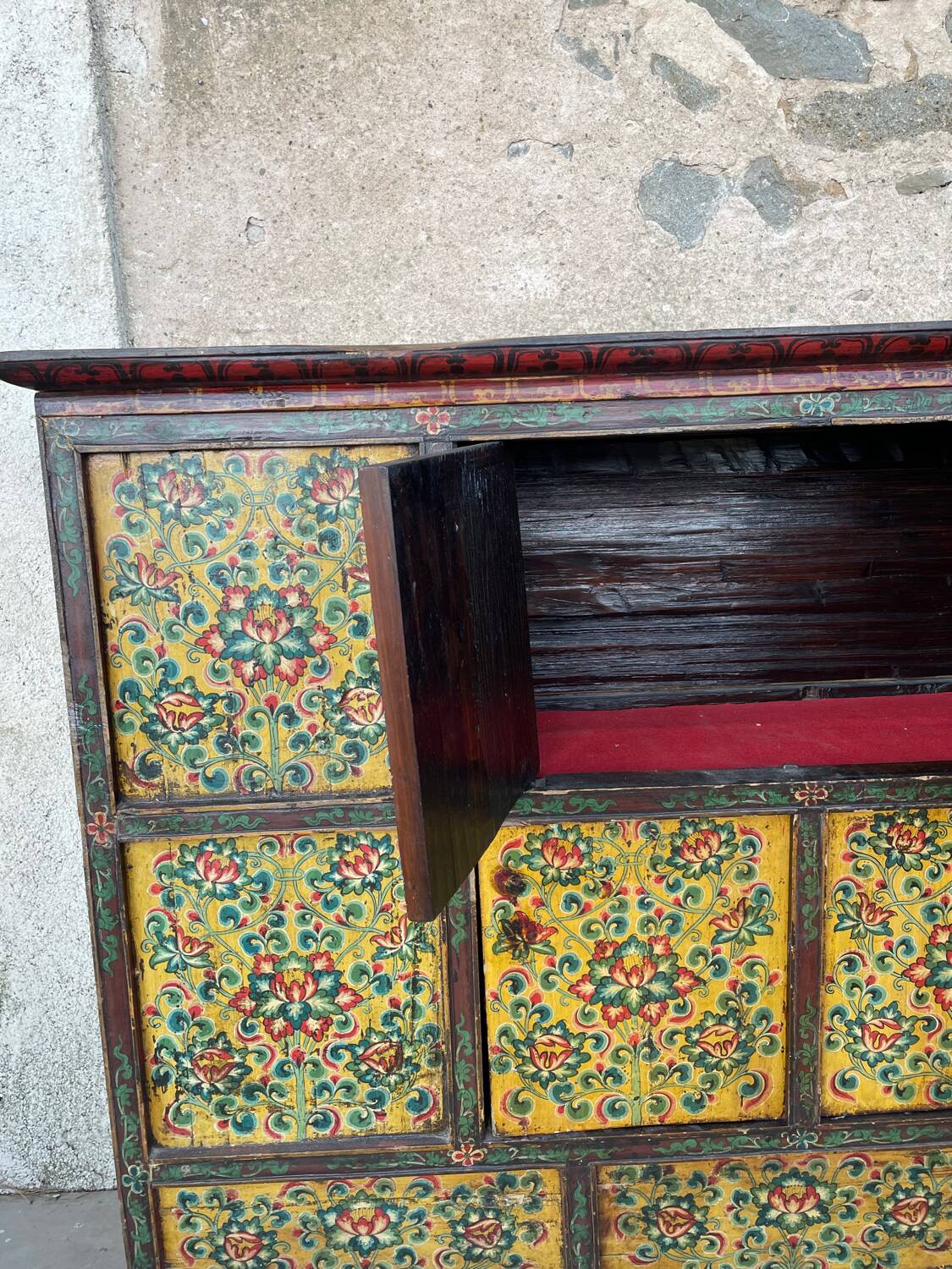 Late 19th century Tibetan furniture