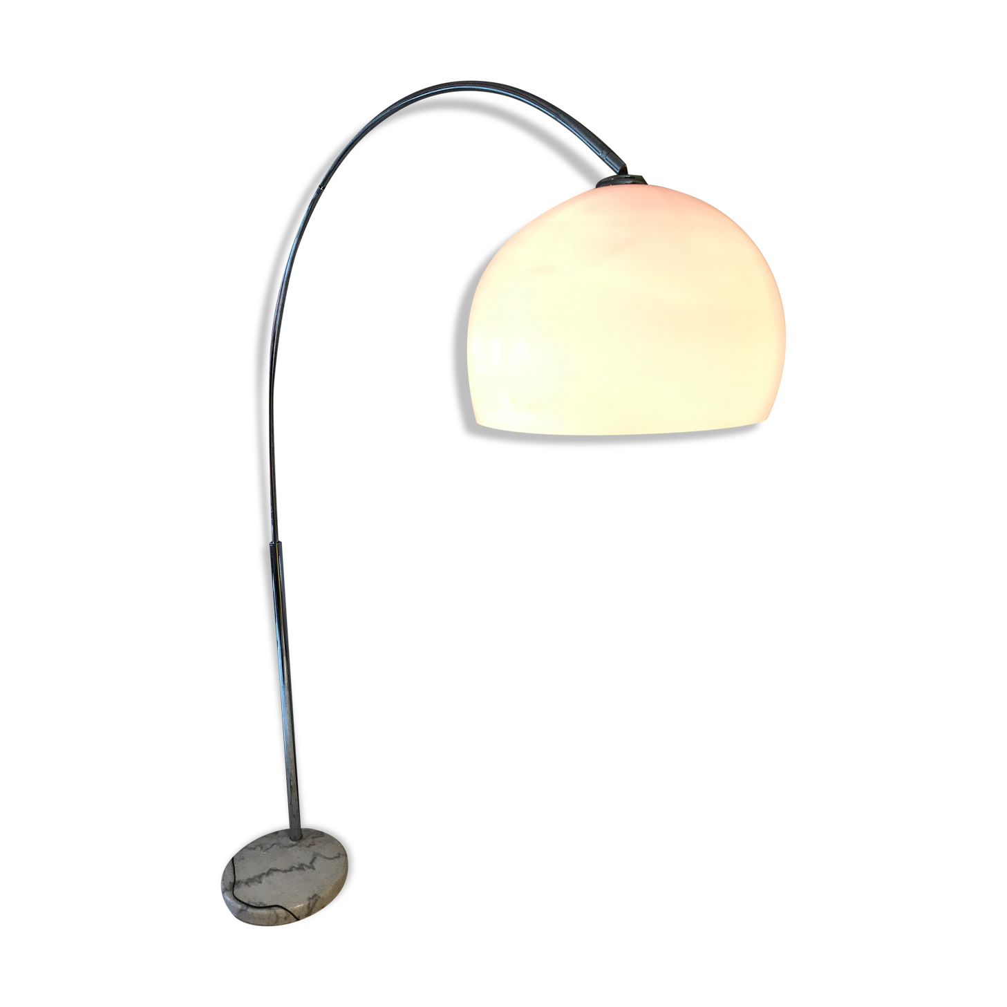 Marble arch lamp