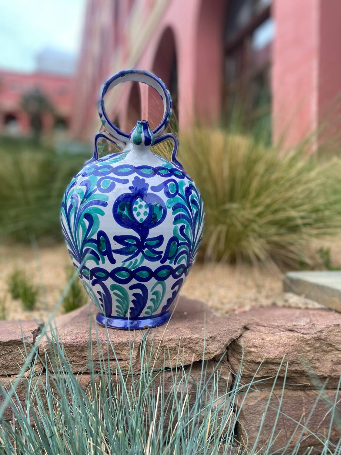 Popular Fajalauza pitcher (ceramic grenadine.)