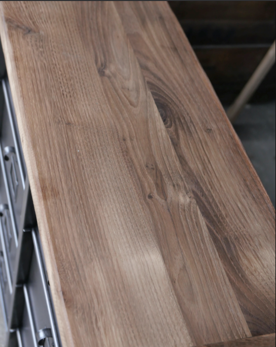 Strafor locker storage unit