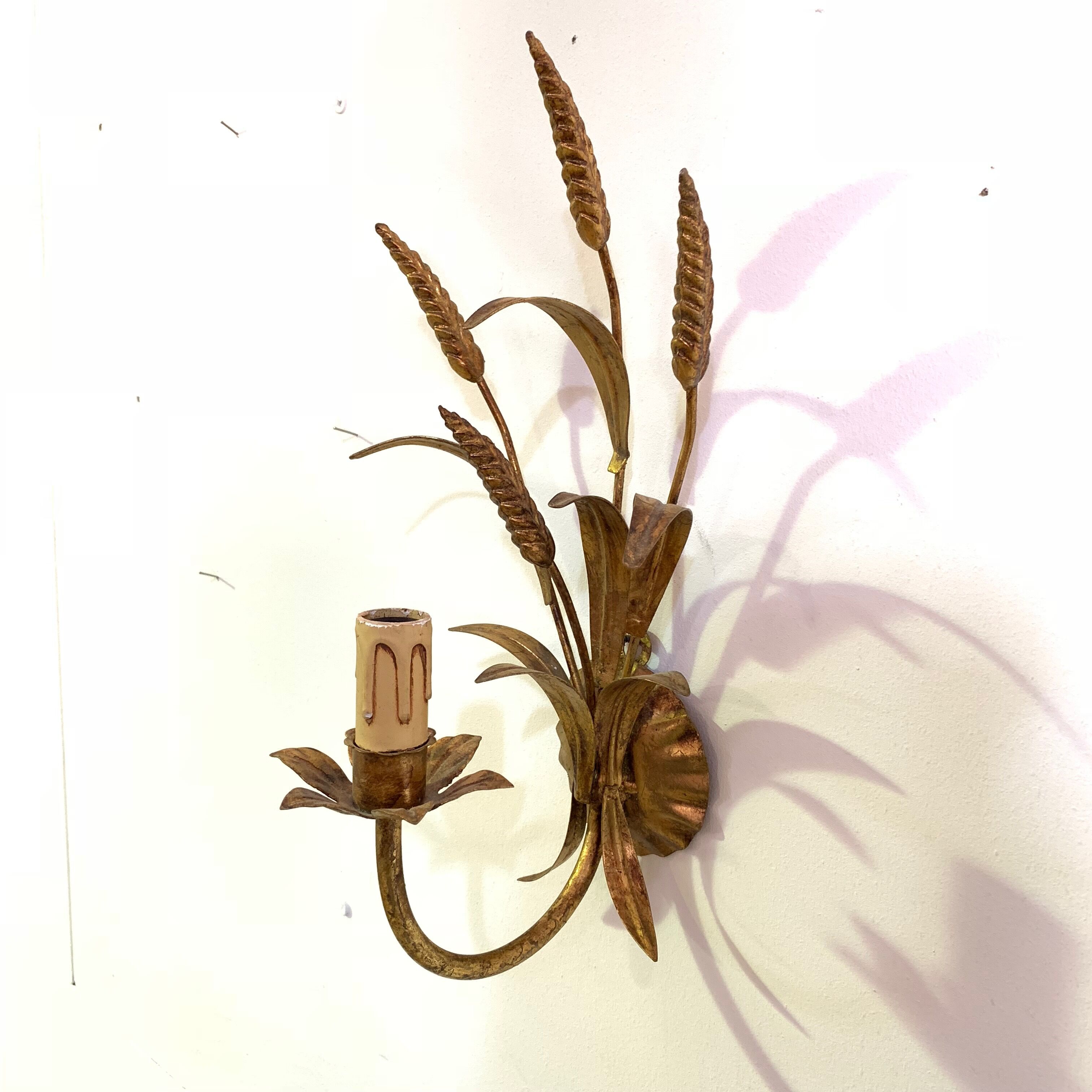 Golden vintage wall lamp