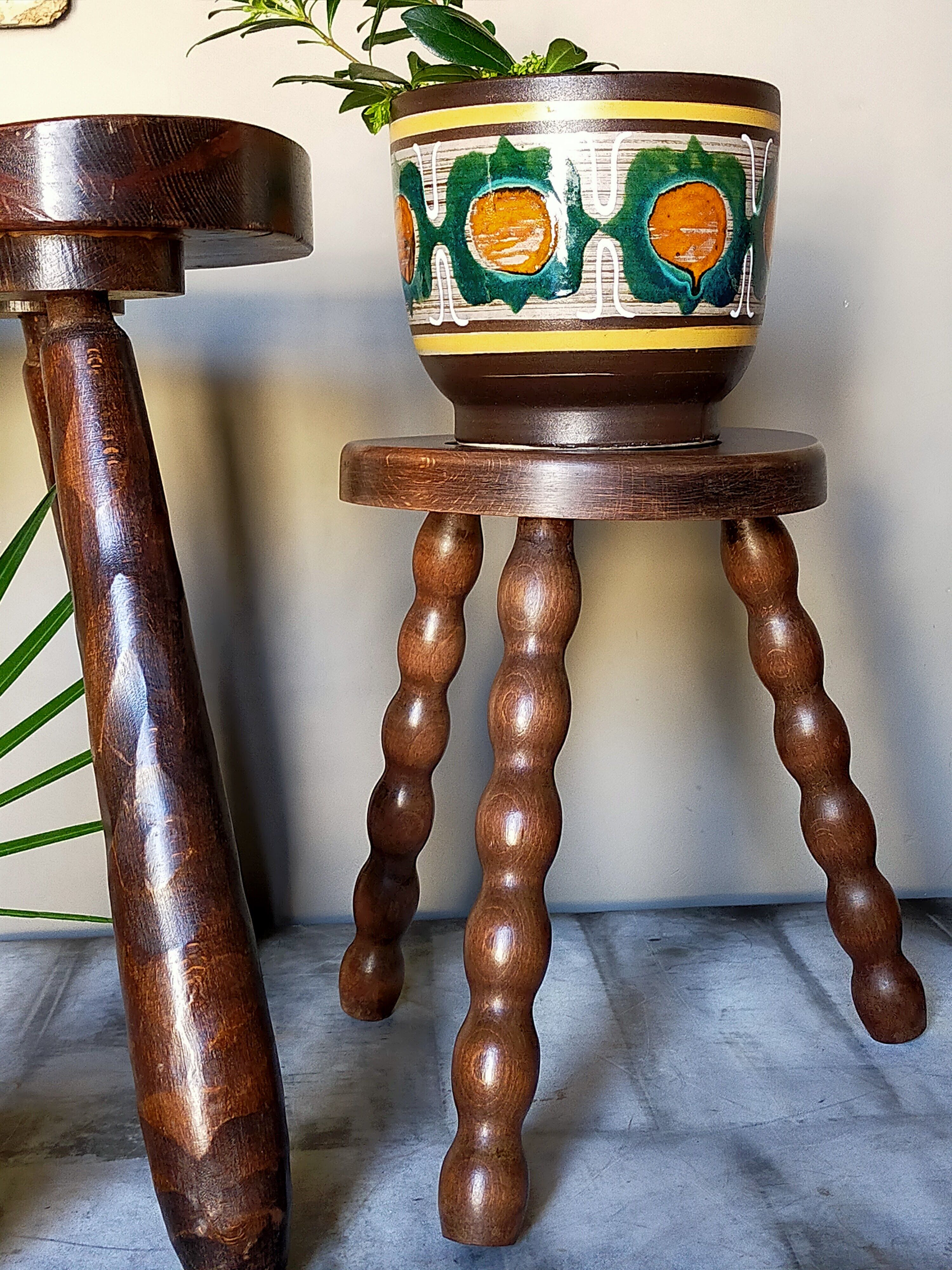 Vintage solid-turned wood tripod tripod