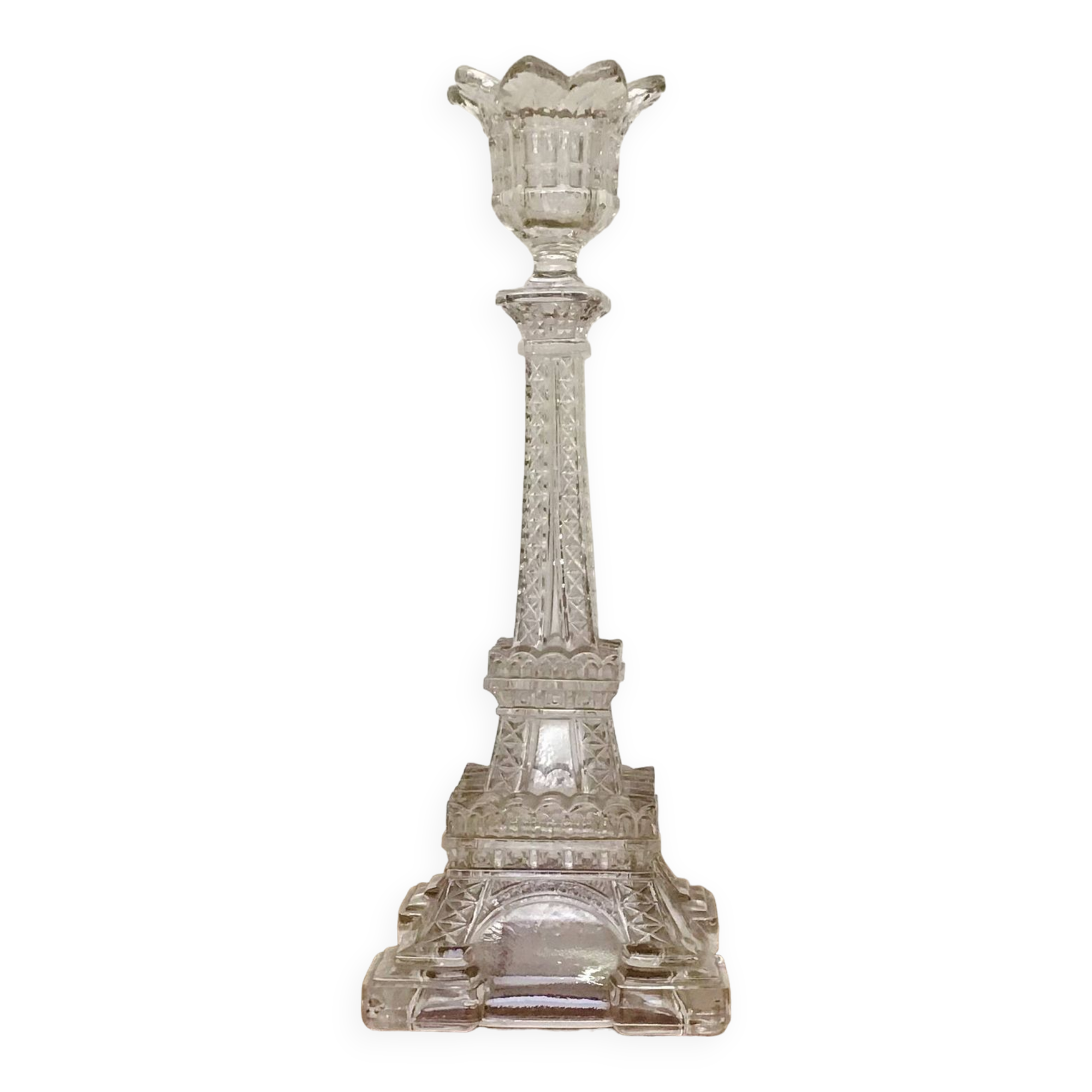 Eiffel Tower shaped candlesticks made by the Portieux crystal factory