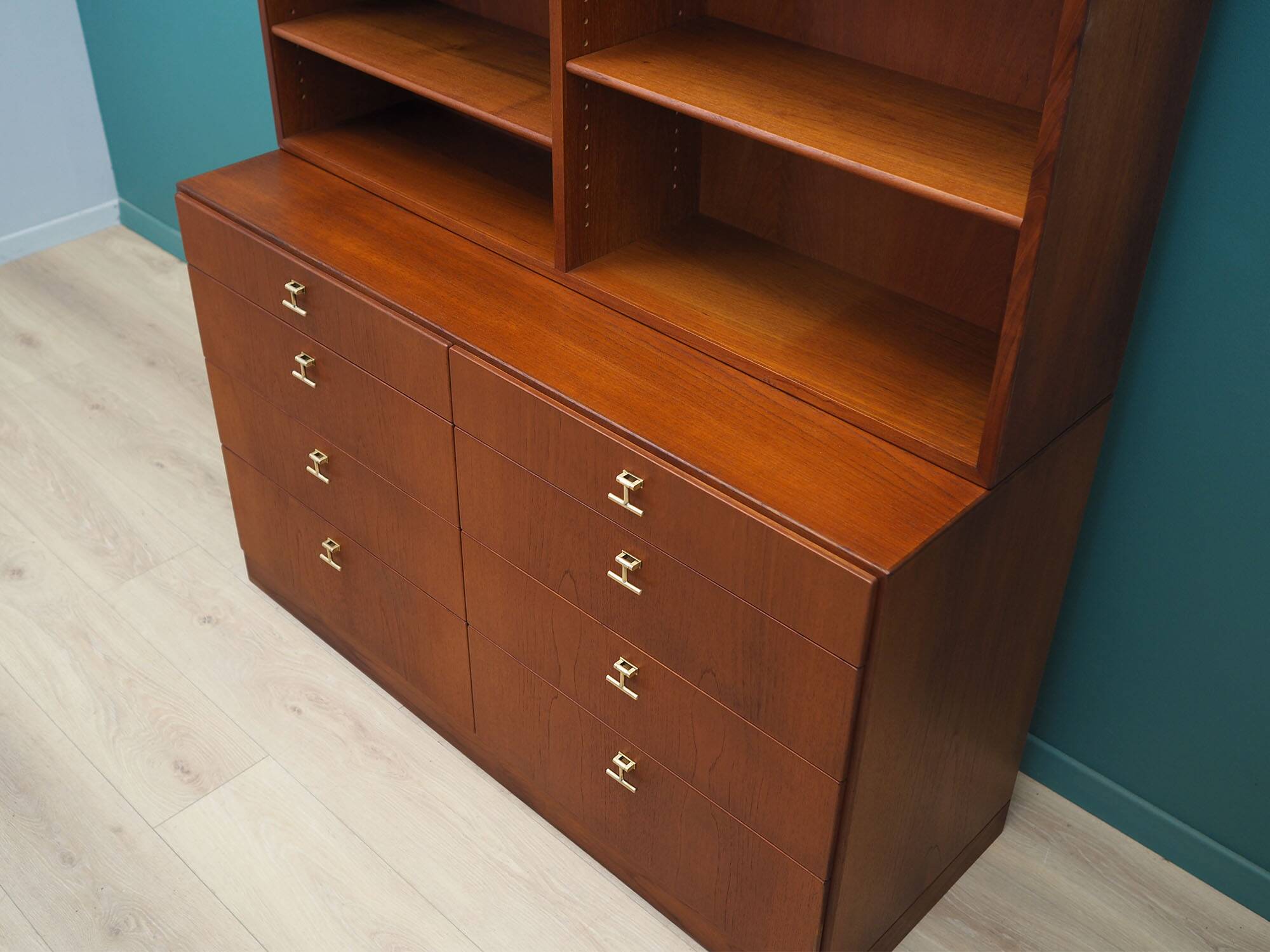 Teak bookcase, Danish design, 1960s, designer: Børge Mogensen