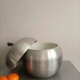 Apple ice bucket