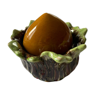 Pot en barbotine en forme de noisette