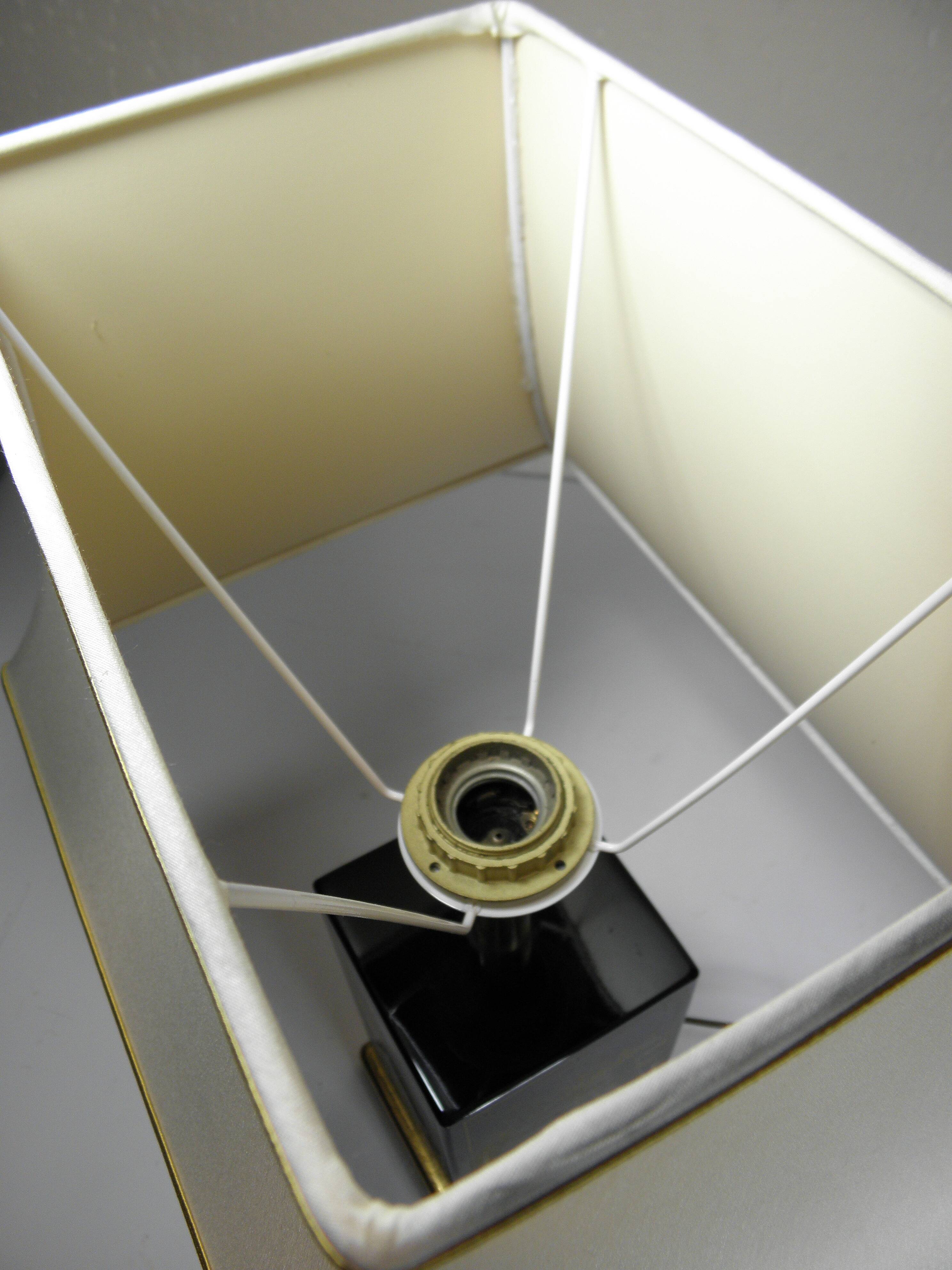 Pagoda lamp from the 1970s