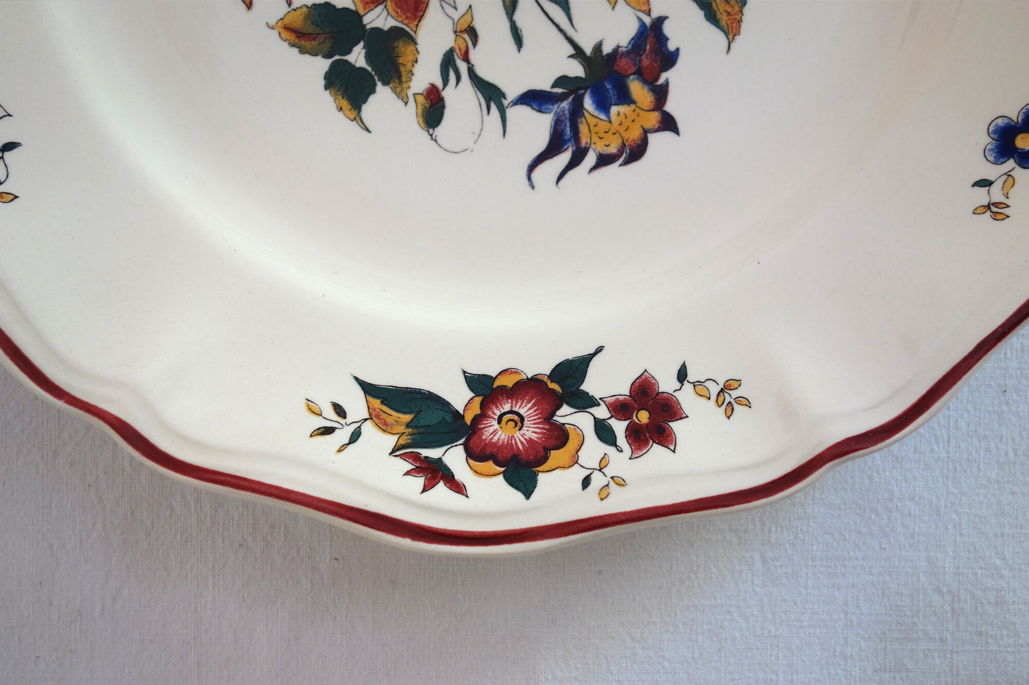 Set of 8 flat plates Sarreguemines Marly
