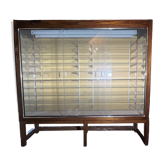 Large vintage display cabinet in wood and glass – 10 shelves, integrated lighting