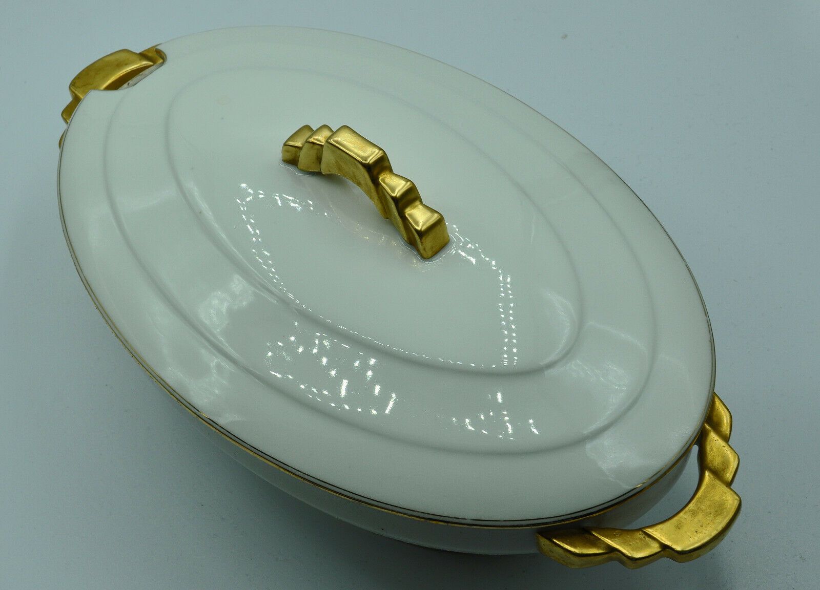Porcelain soup maker by Robert Haviland Le Tanneur Limoges