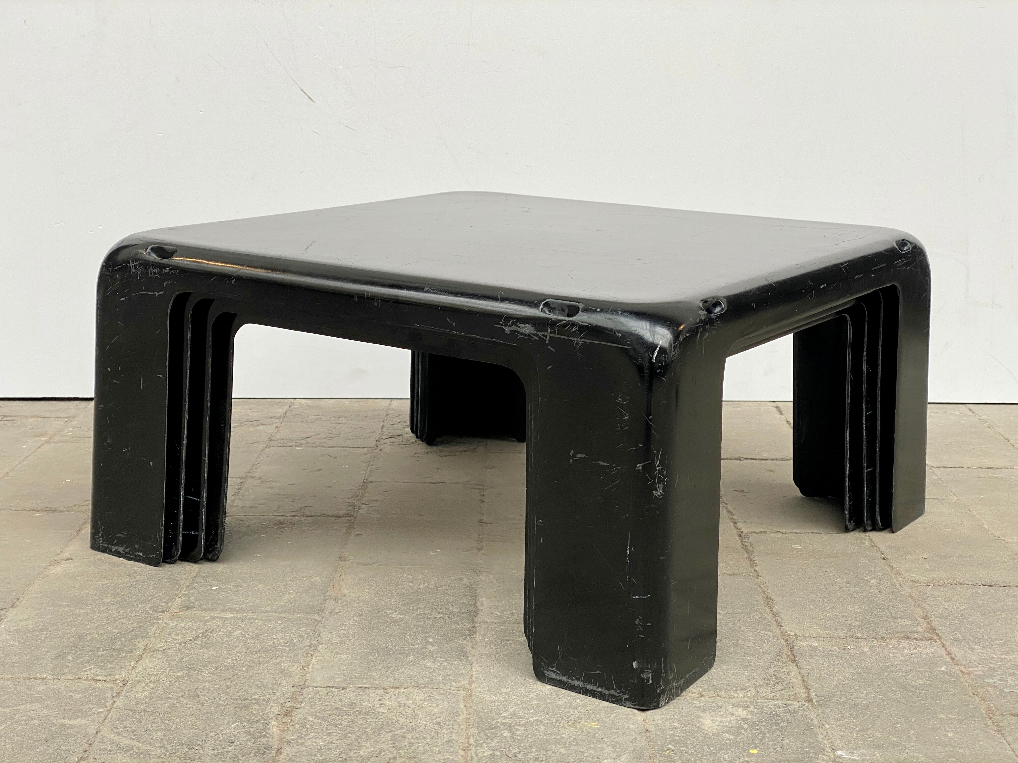 Coffee table Mario Bellini C&B