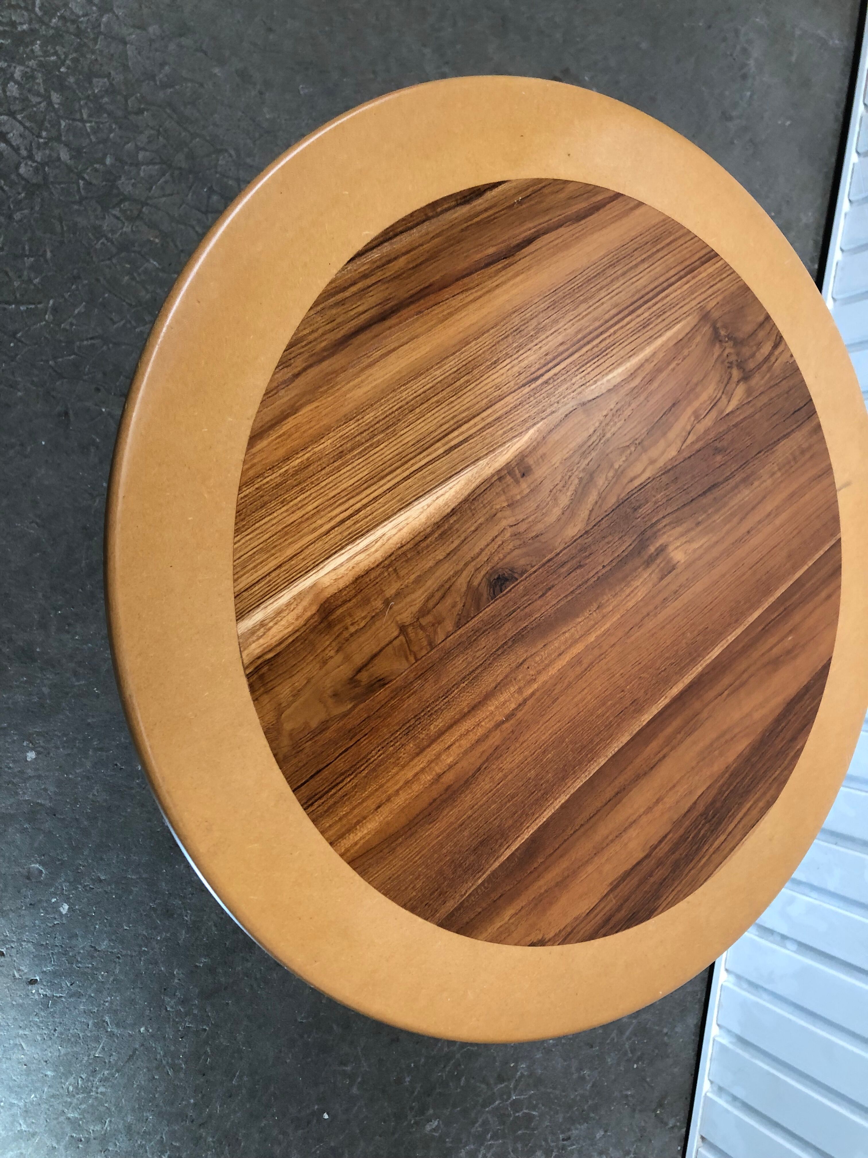 Art deco style pedestal table