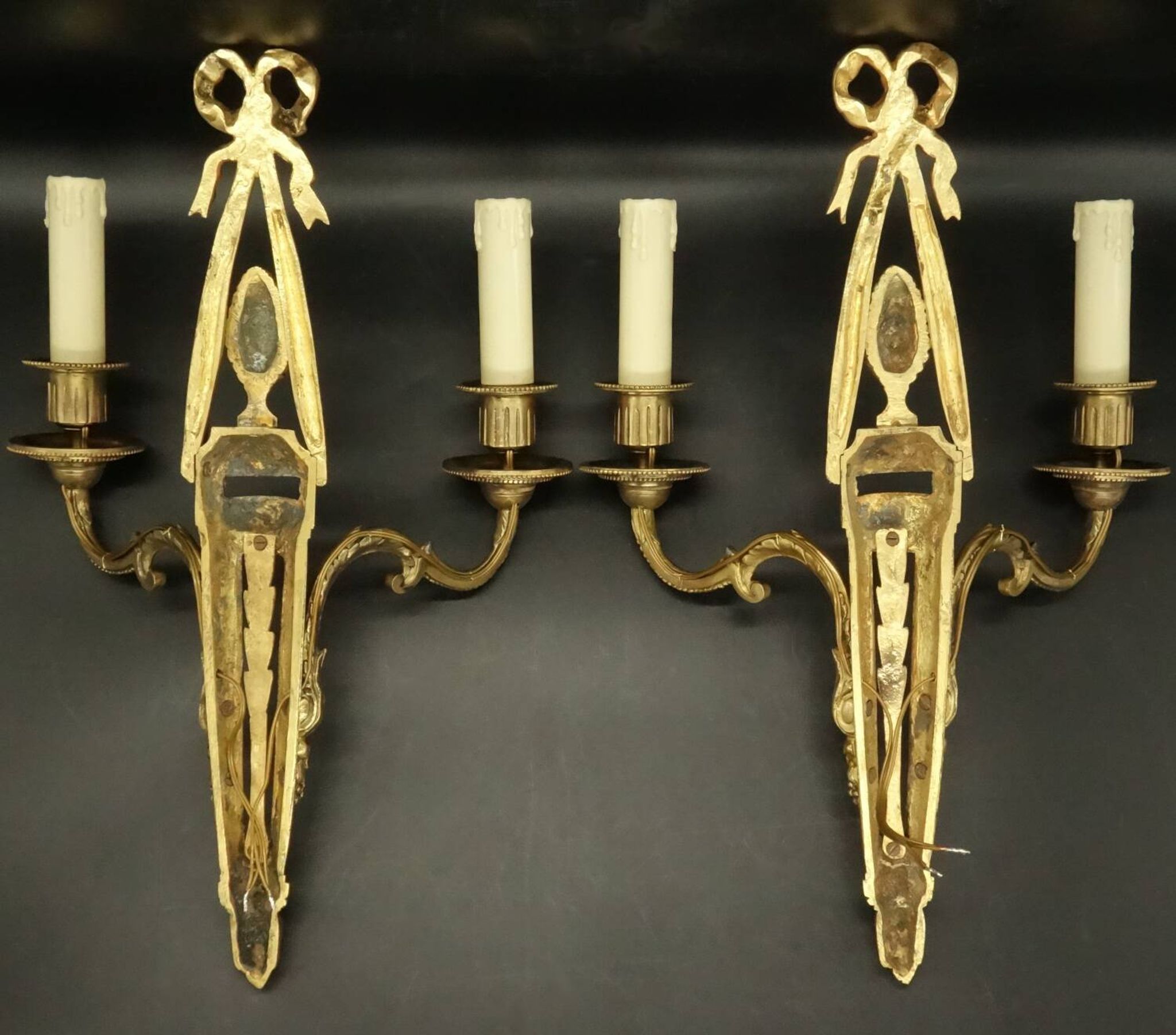 Pair of large wall sconces with bow in Louis XVI style from the 19th century - bronze