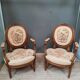 Paire de fauteuils style Louis XVI