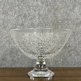 Important centerpiece bowl on pedestal in Baccarat crystal