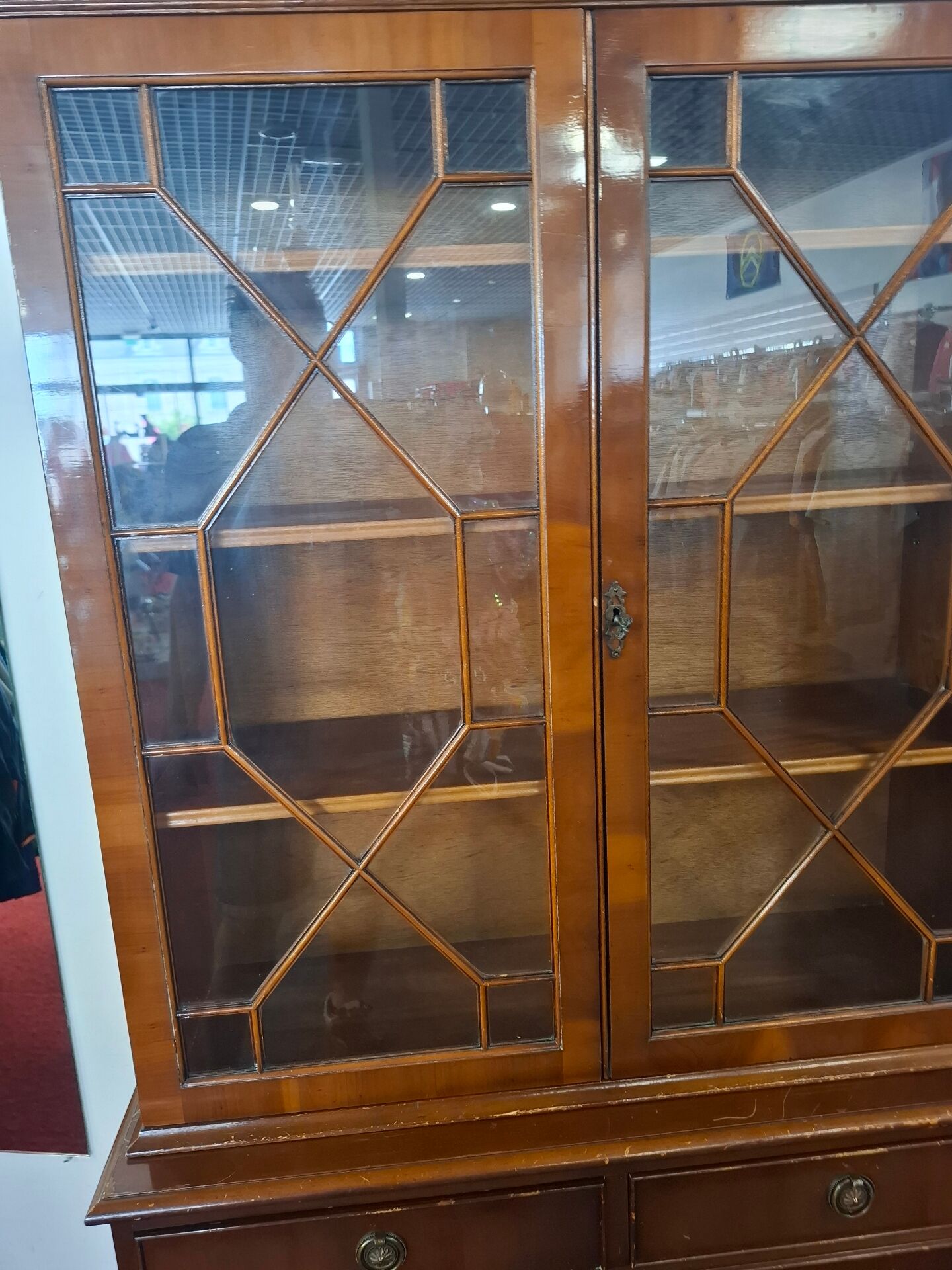 Vitrine placage acajou