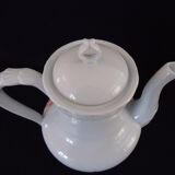 Pouring coffee pot, made of Limoges porcelain, Goumot Labesse (A565)
