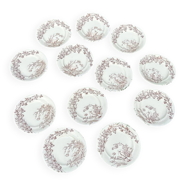 12 assiettes plates en terre de fer modèle Chasse