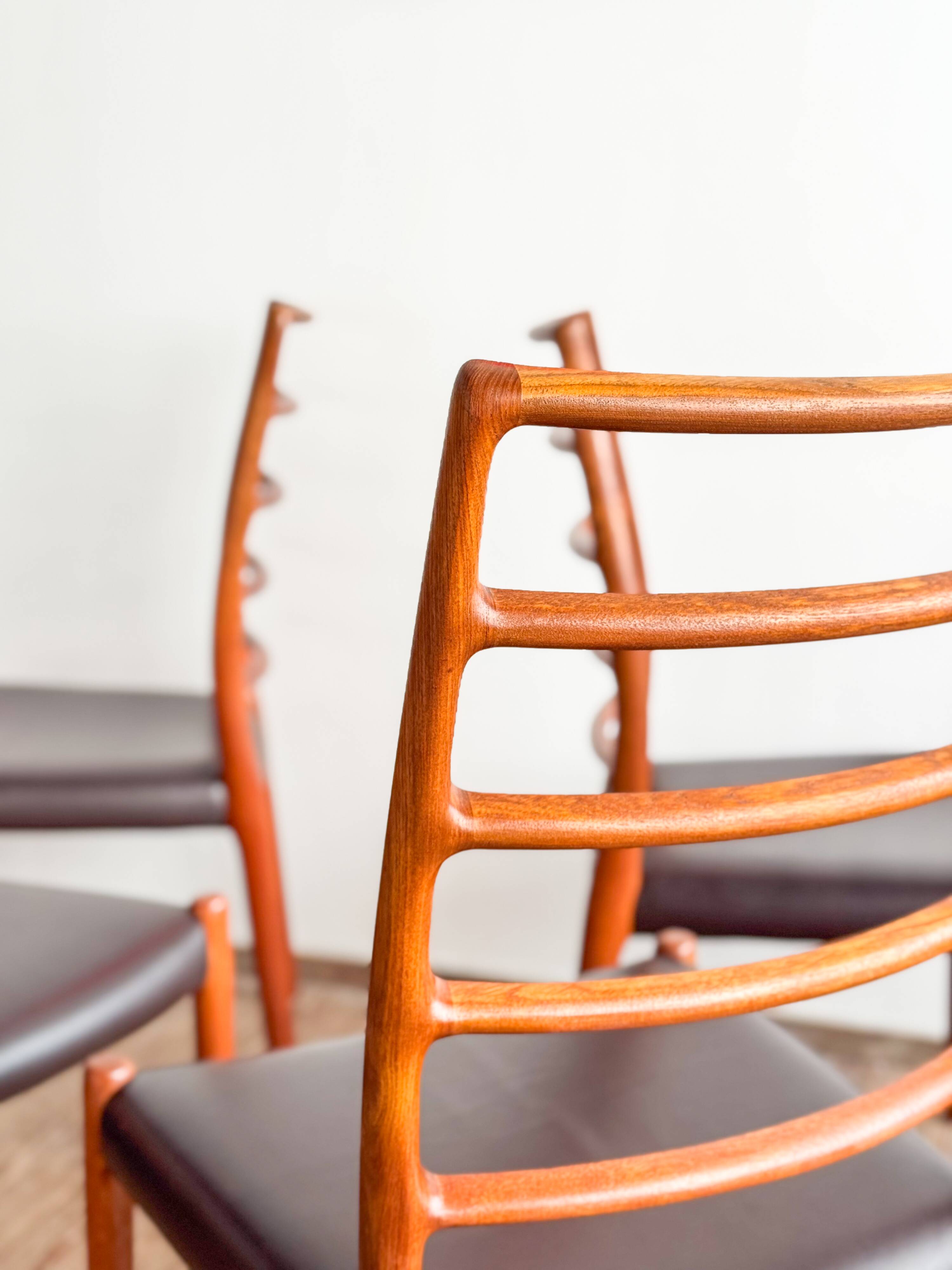 Ensemble de 6 chaises modèle 82 en teck par Niels O. Møller, Danemark