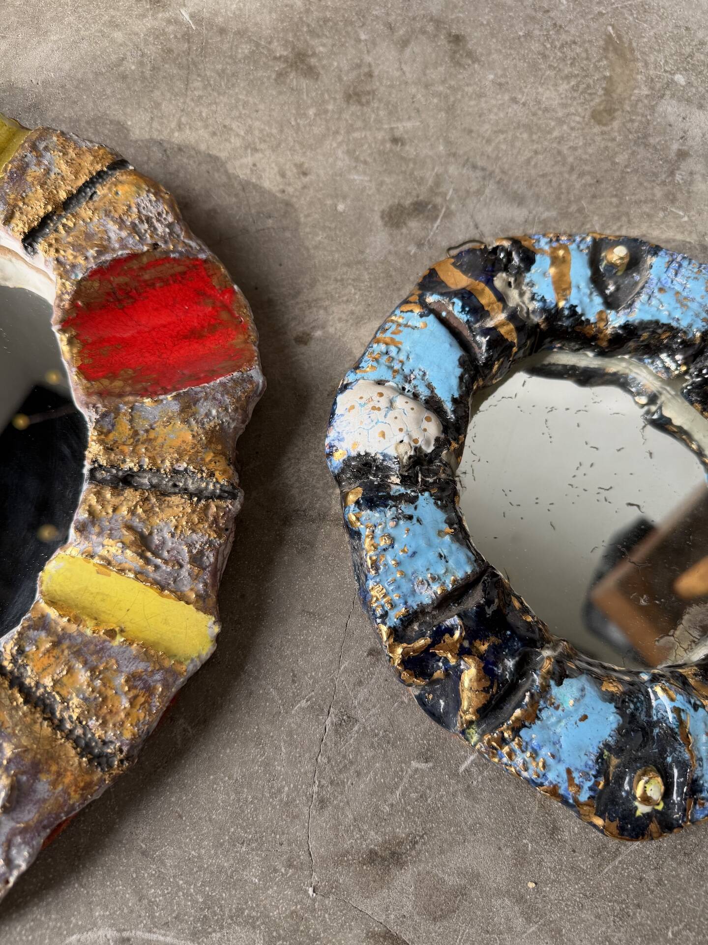 Pair of ceramic mirrors 1950 dlg Mithé