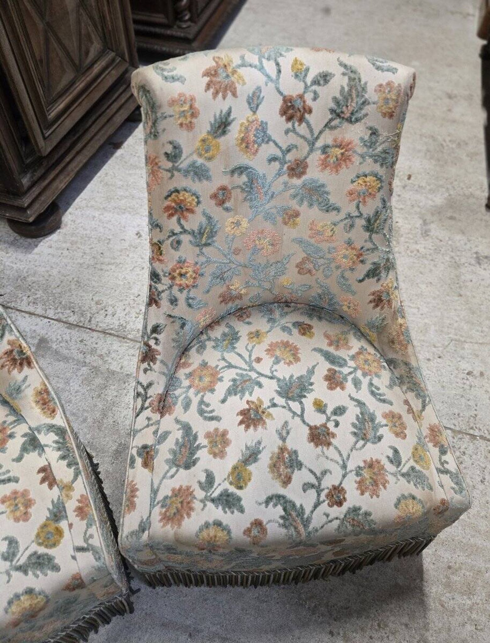 Pair of crapaud armchairs / Napoleon III – floral fabric – fringed skirt