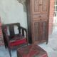Ensemble 3 pièces meuble, fauteuil et pouf bois sculpté