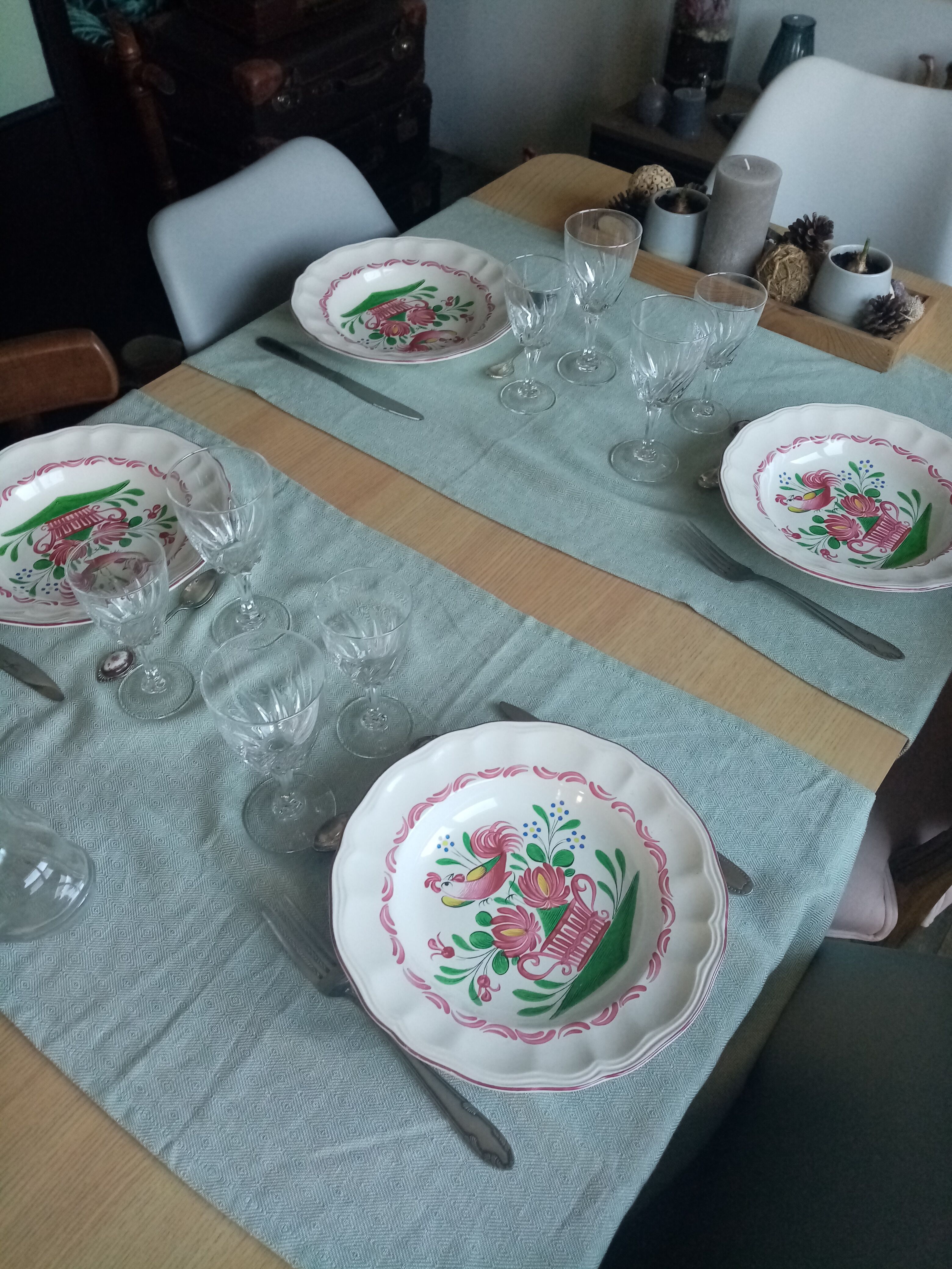 Plates Saint Clément