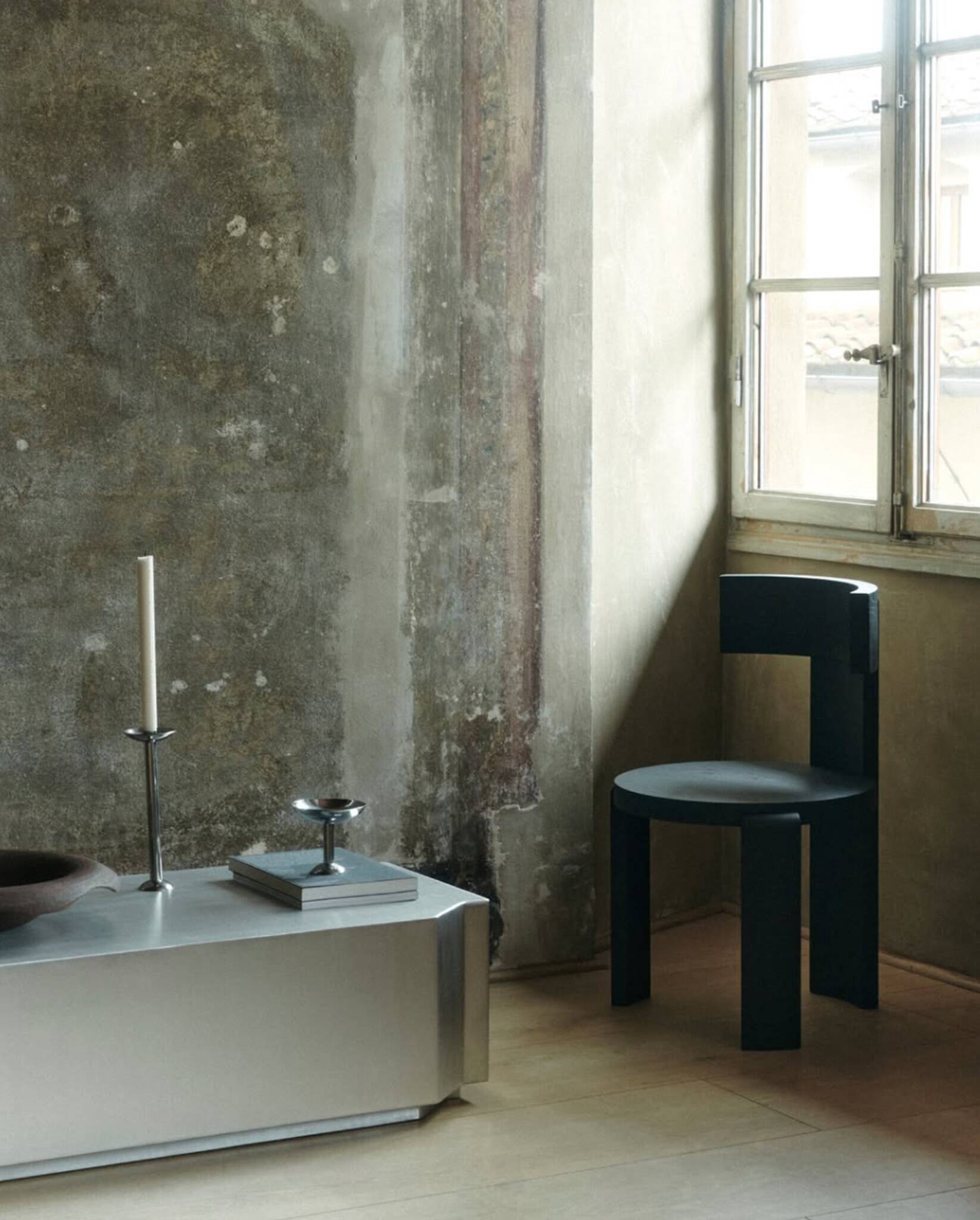 Spina chair in black wood