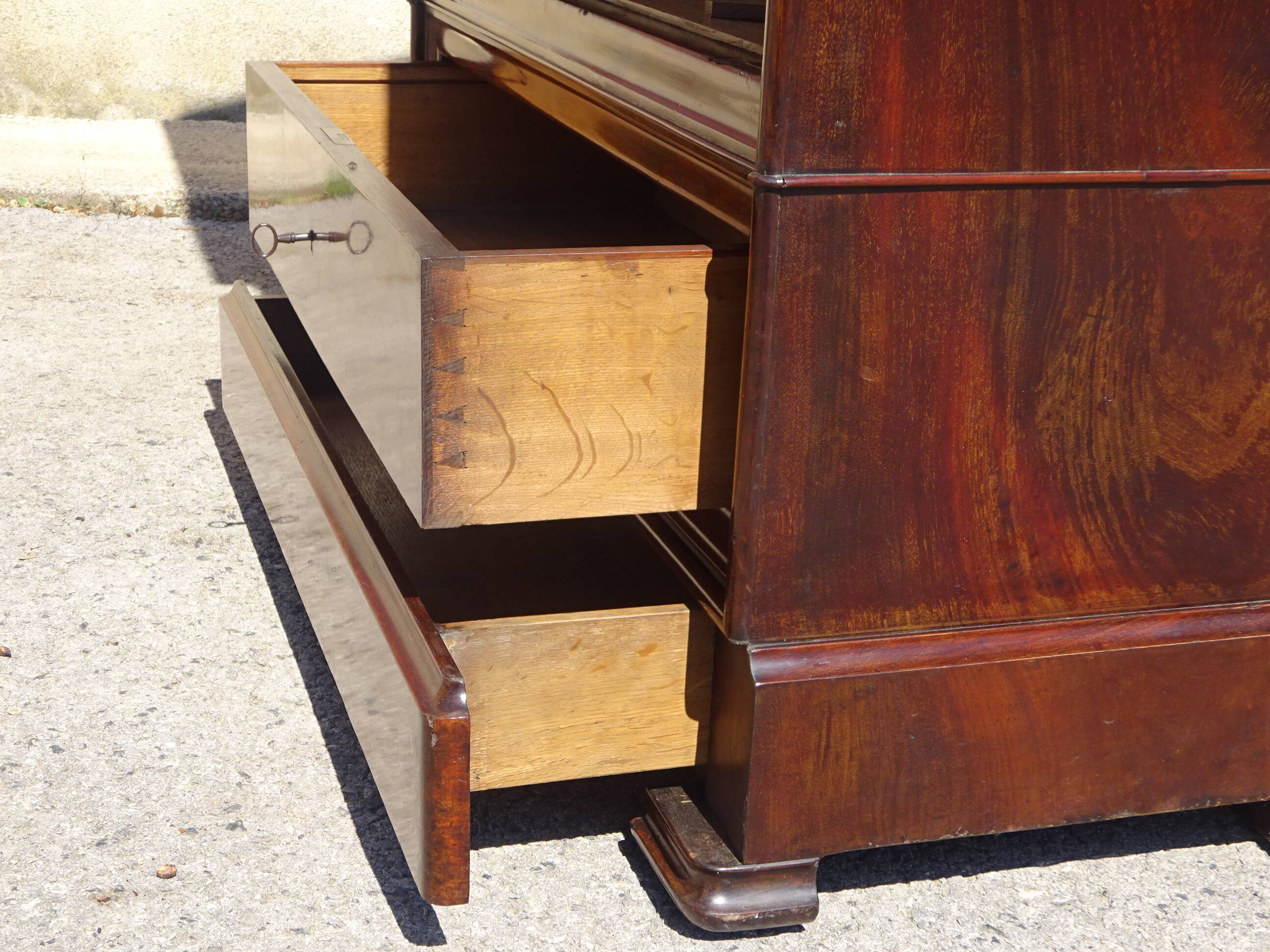 Bibliothèque époque Louis Philippe en acajou