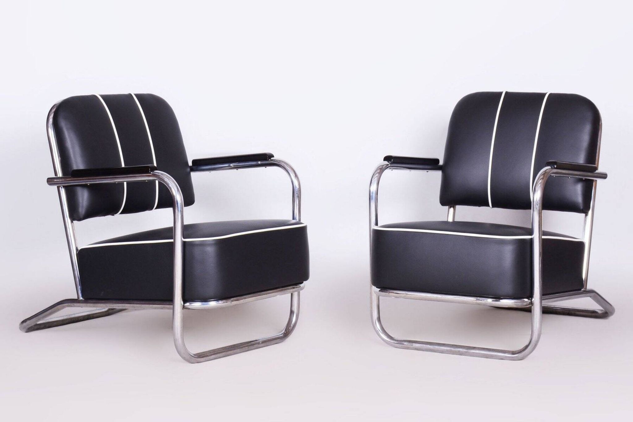 Bauhaus Lounge Chairs in Leather from Mücke Melder, 1930s, Set of 2