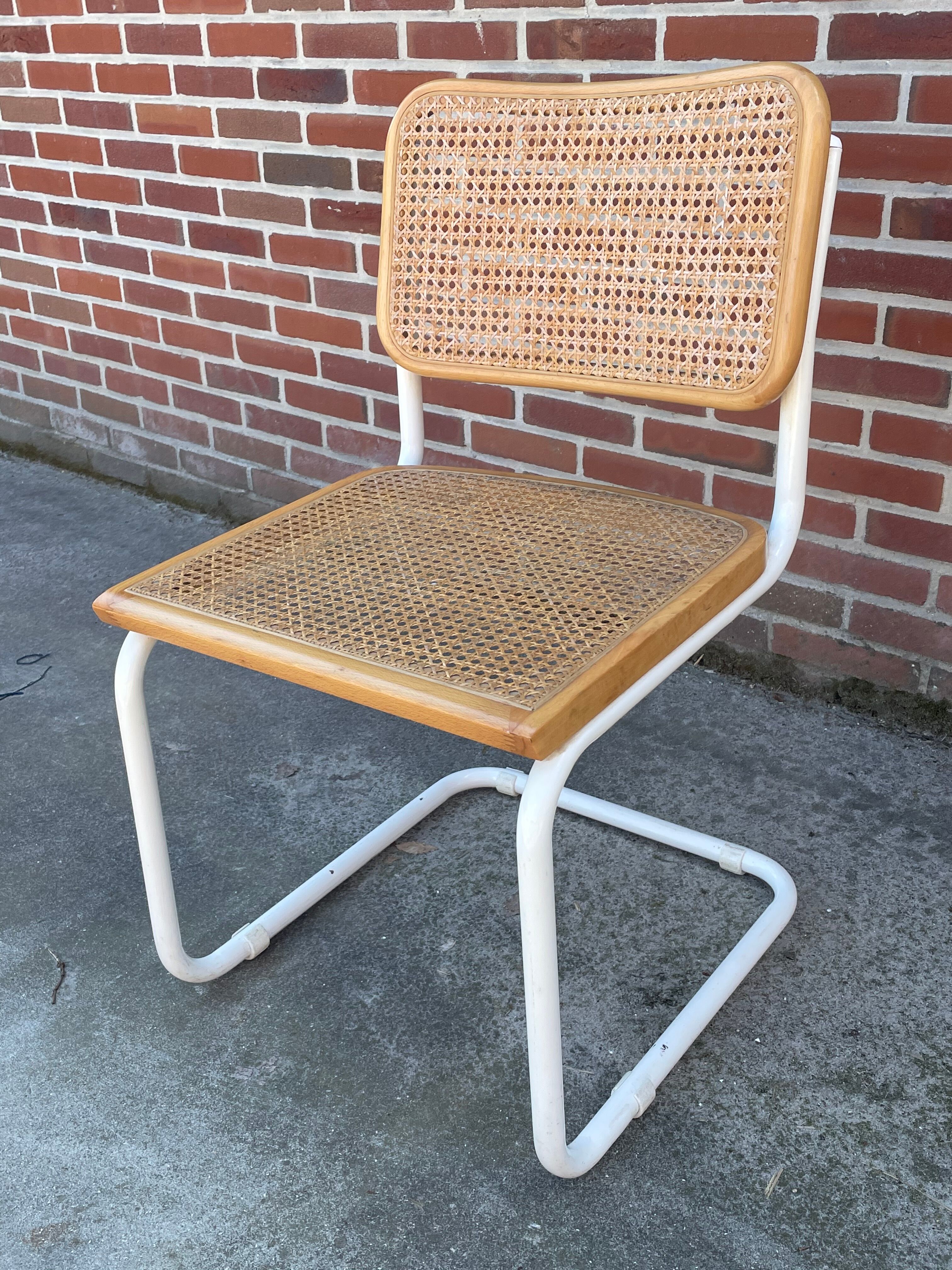 Cesca design chair b32 model white