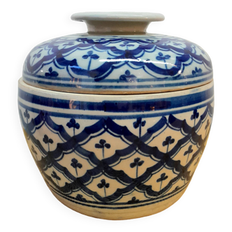 Pot boule en céramique asiatique bleu et blanc