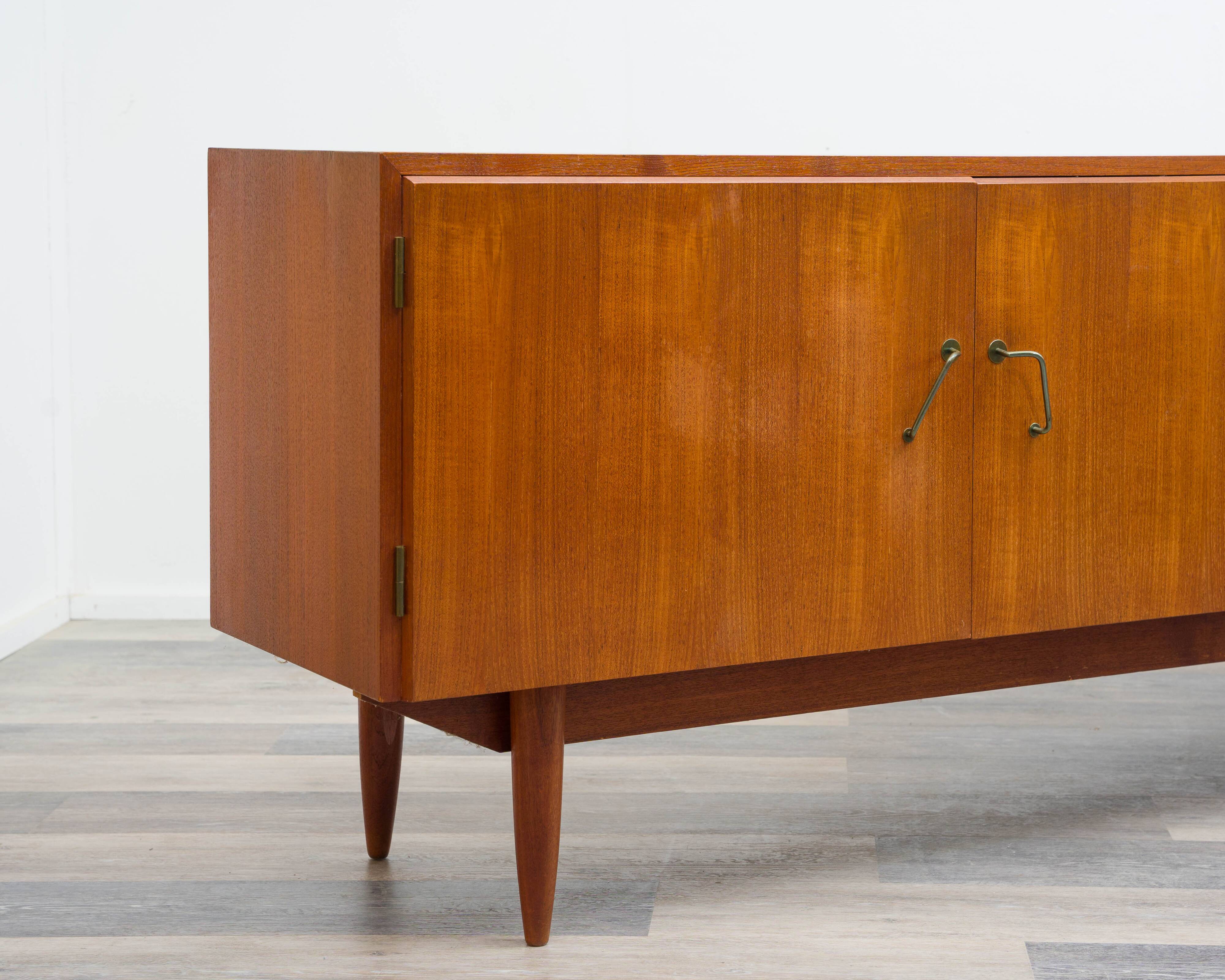 Sideboard années 60, design scandinave