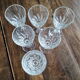 Lot de 6 verres à liqueur ou à porto sur pied vintage en verre moulé