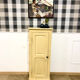 Petite armoire beige vintage