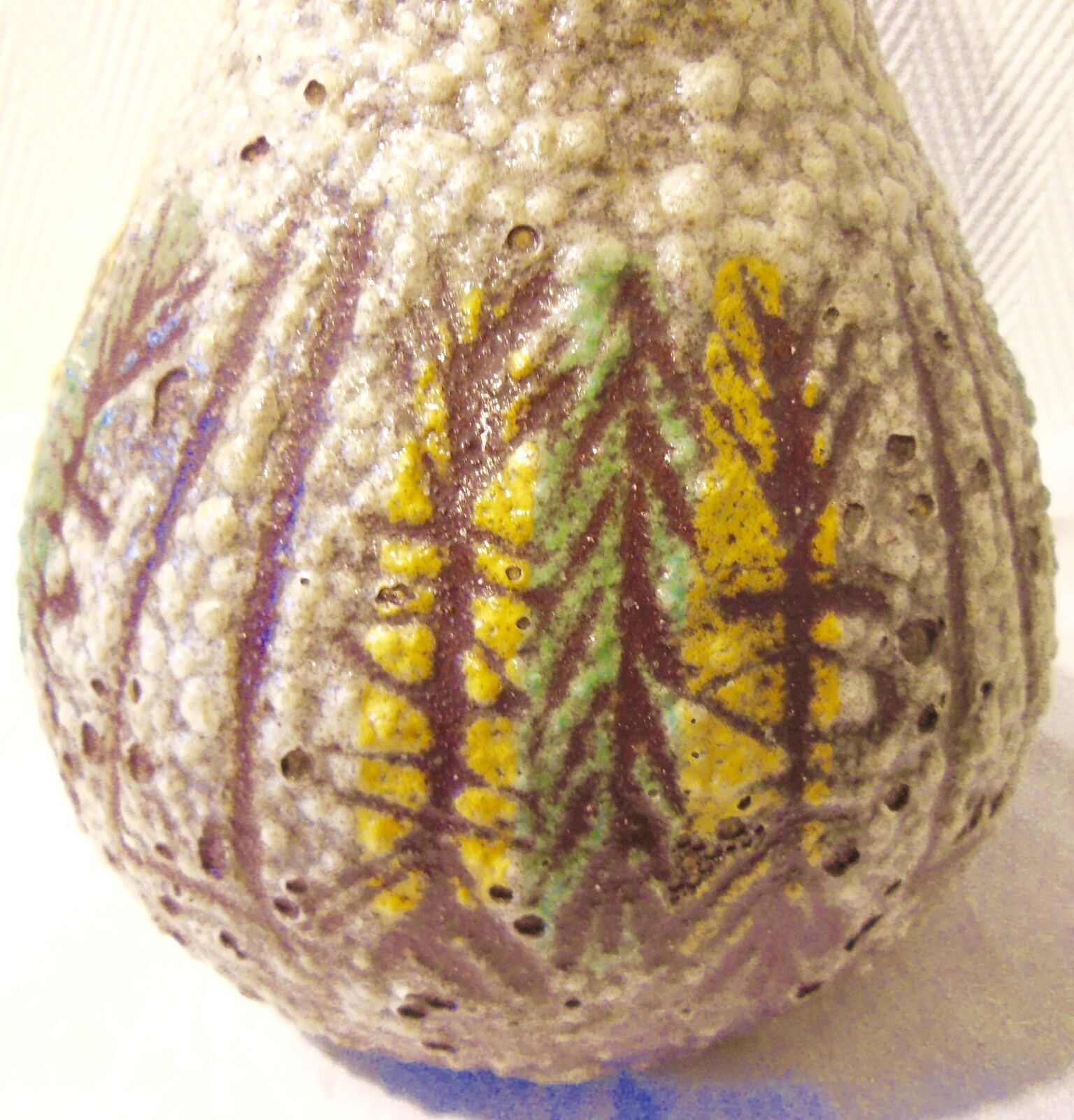 Ceramic vase of accolay, primitive abstract decor