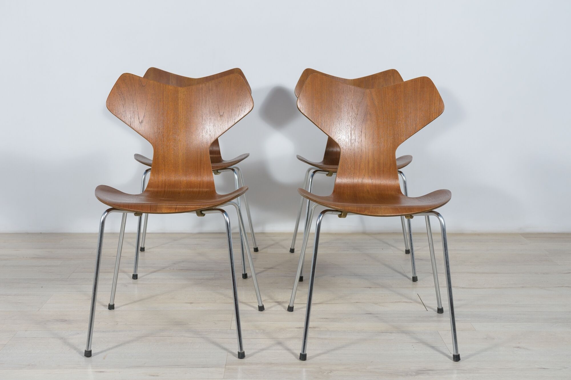 Model 3130 Dining Chairs by Arne Jacobsen for Fritz Hansen, 1970s, Set of 4