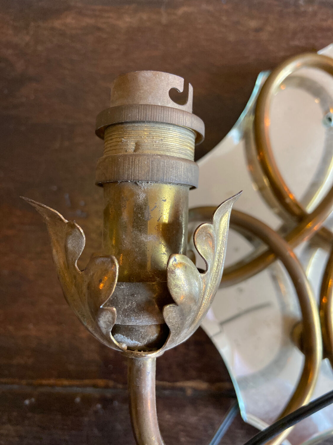 Brass wall lamp and mirror