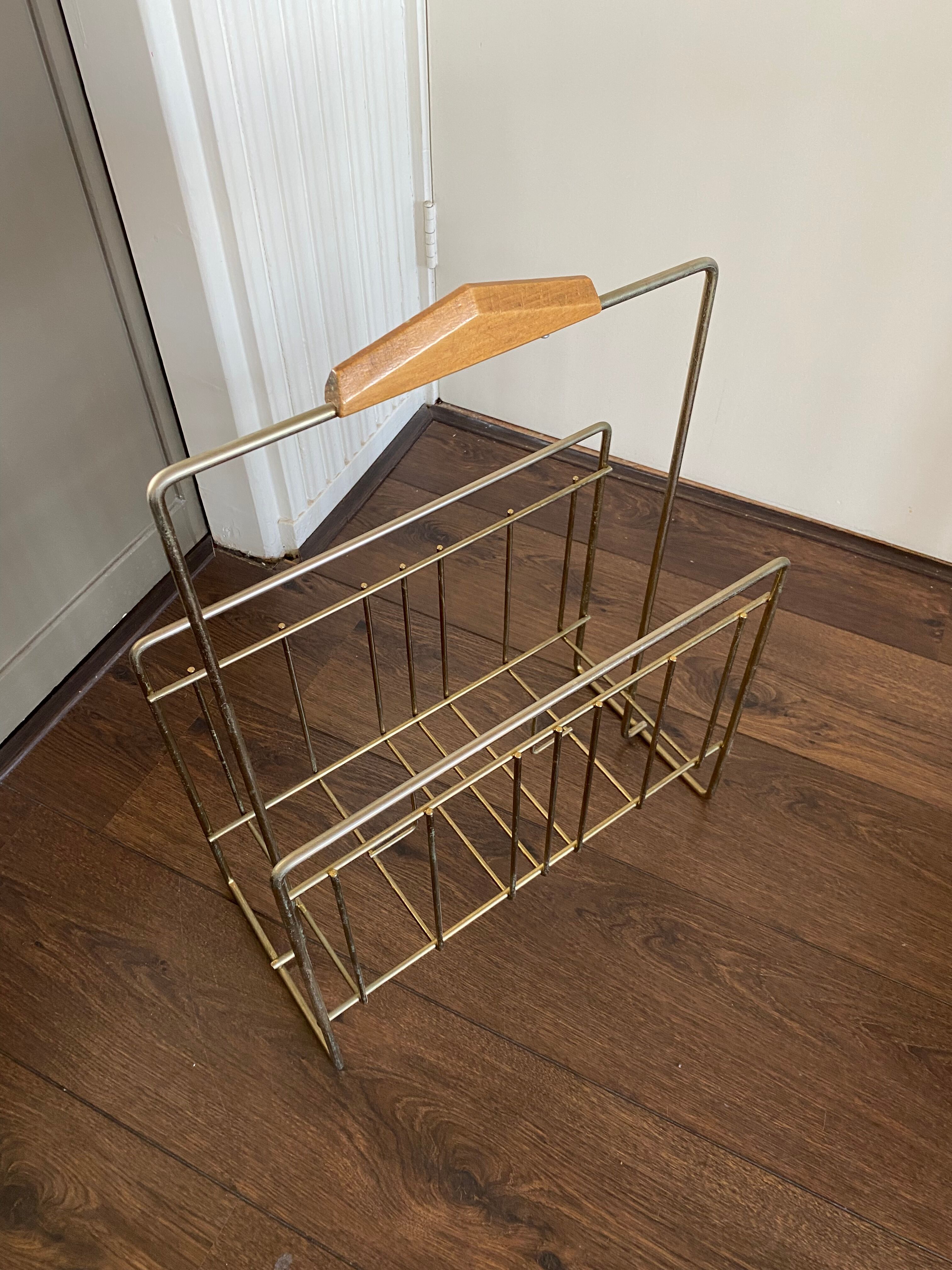 Vintage Magazine Rack in Brass and Wood, 1960s