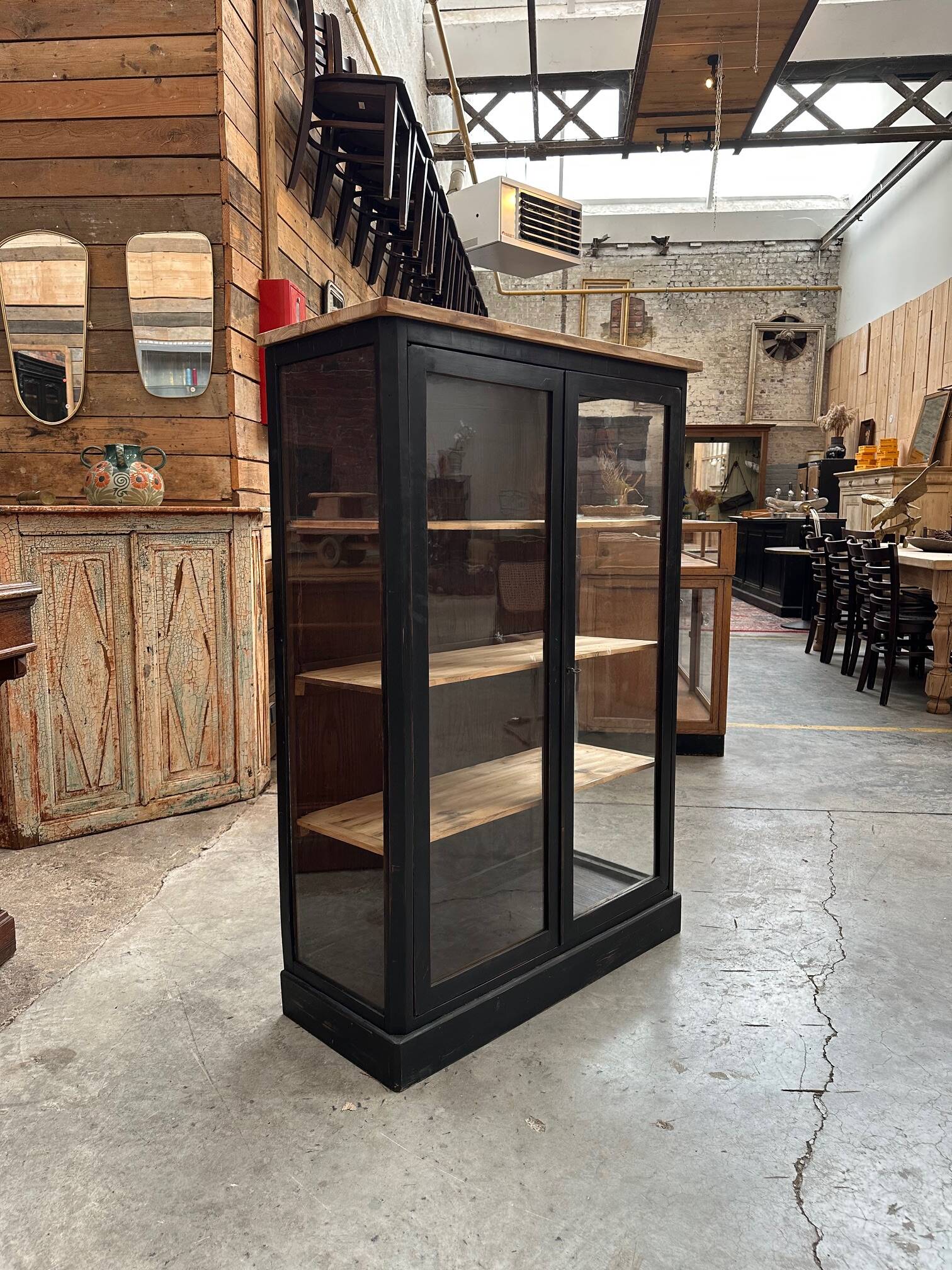 19th century exhibition showcase