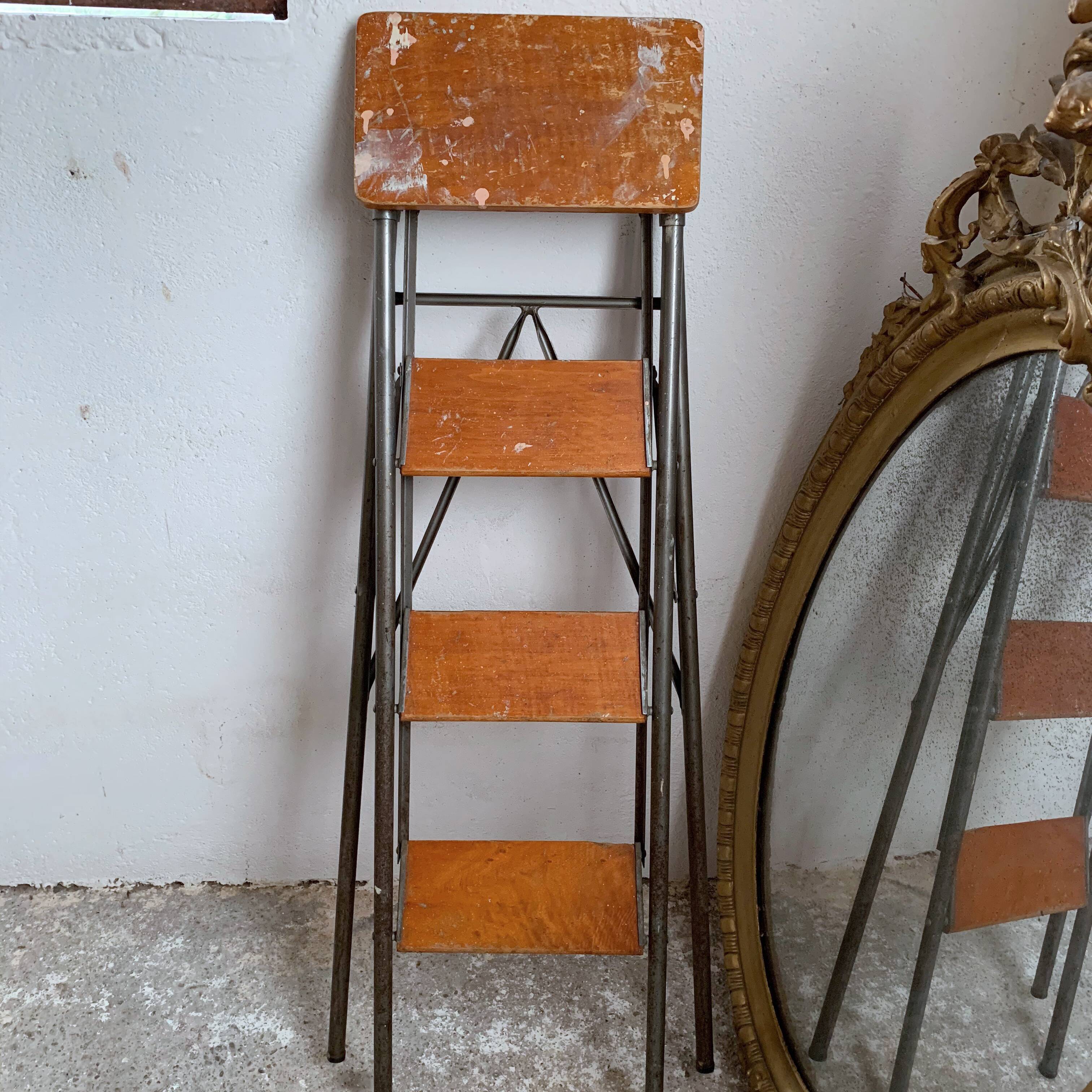 Metal and wood workshop ladder 4 steps
