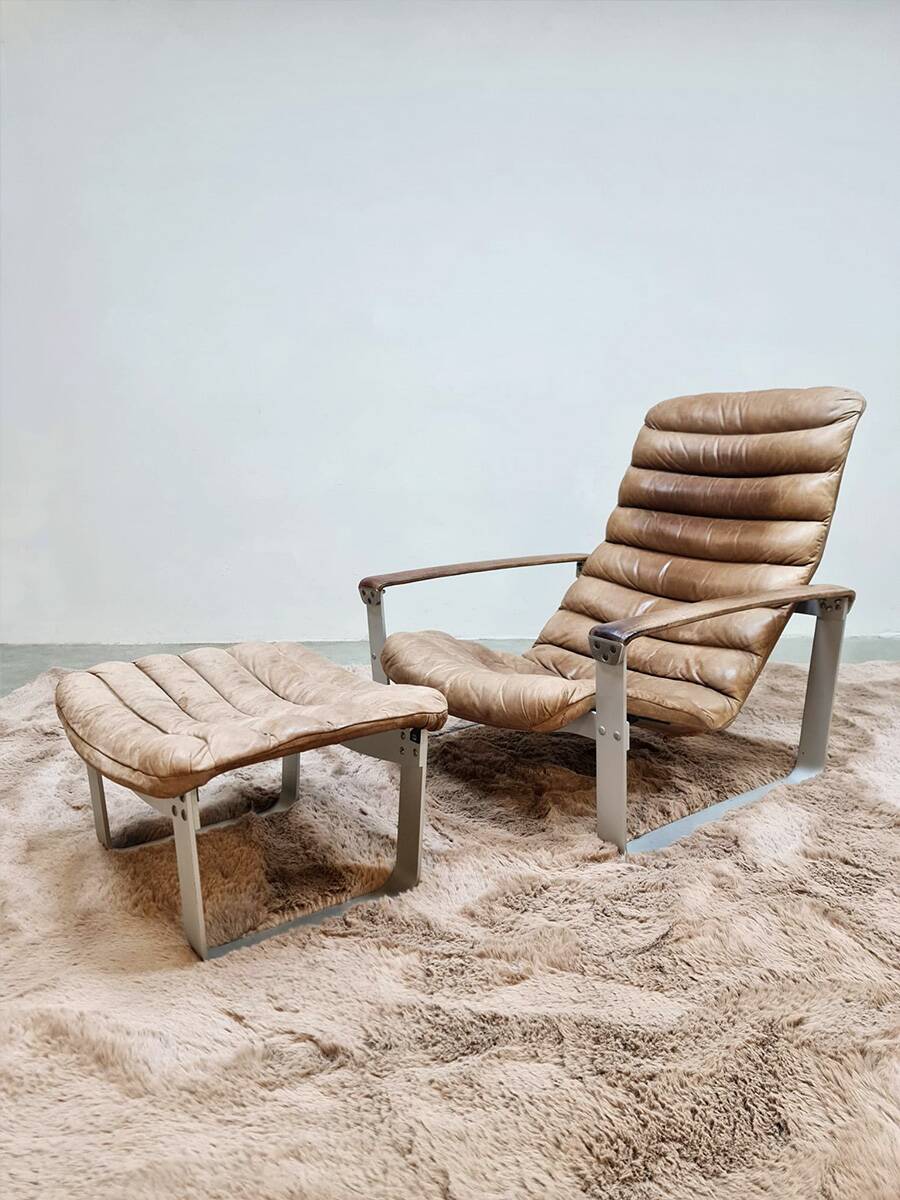 Vintage leather & chrome lounge chair