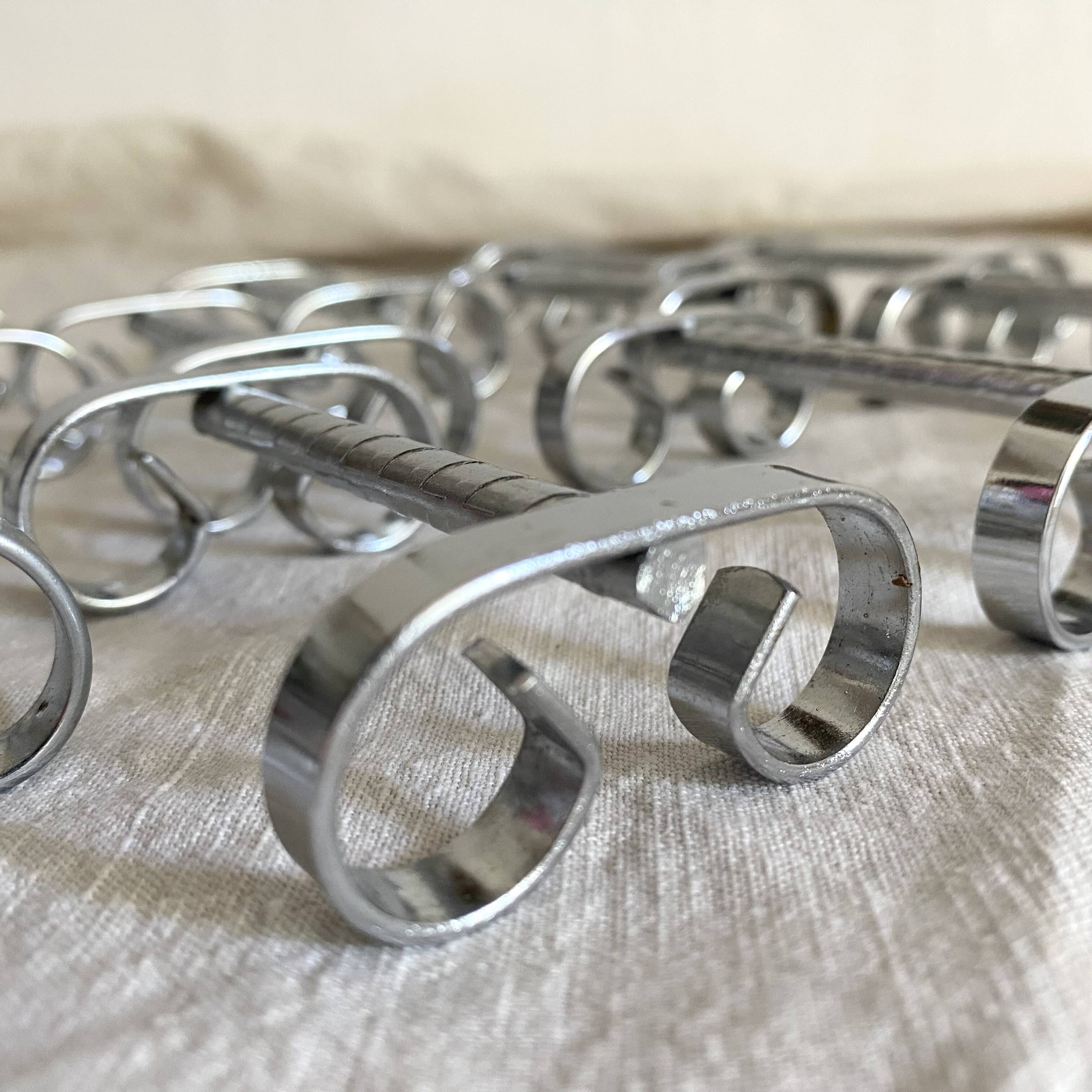 Vintage stainless steel knife holder